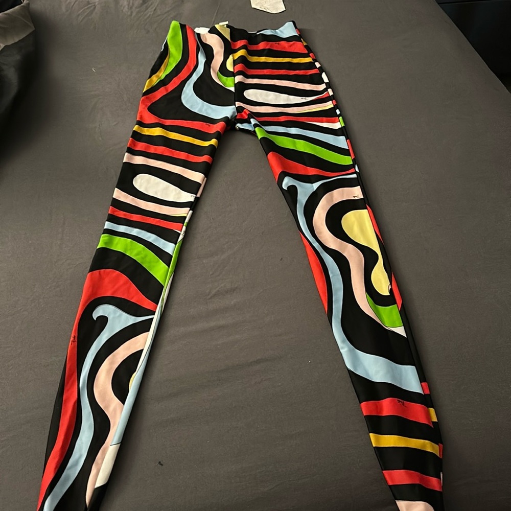 Like new /pucci leggings
